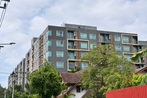 ภาพอาคาร เมโทร ลักซ์ พหลโยธิน - สุทธิสาร